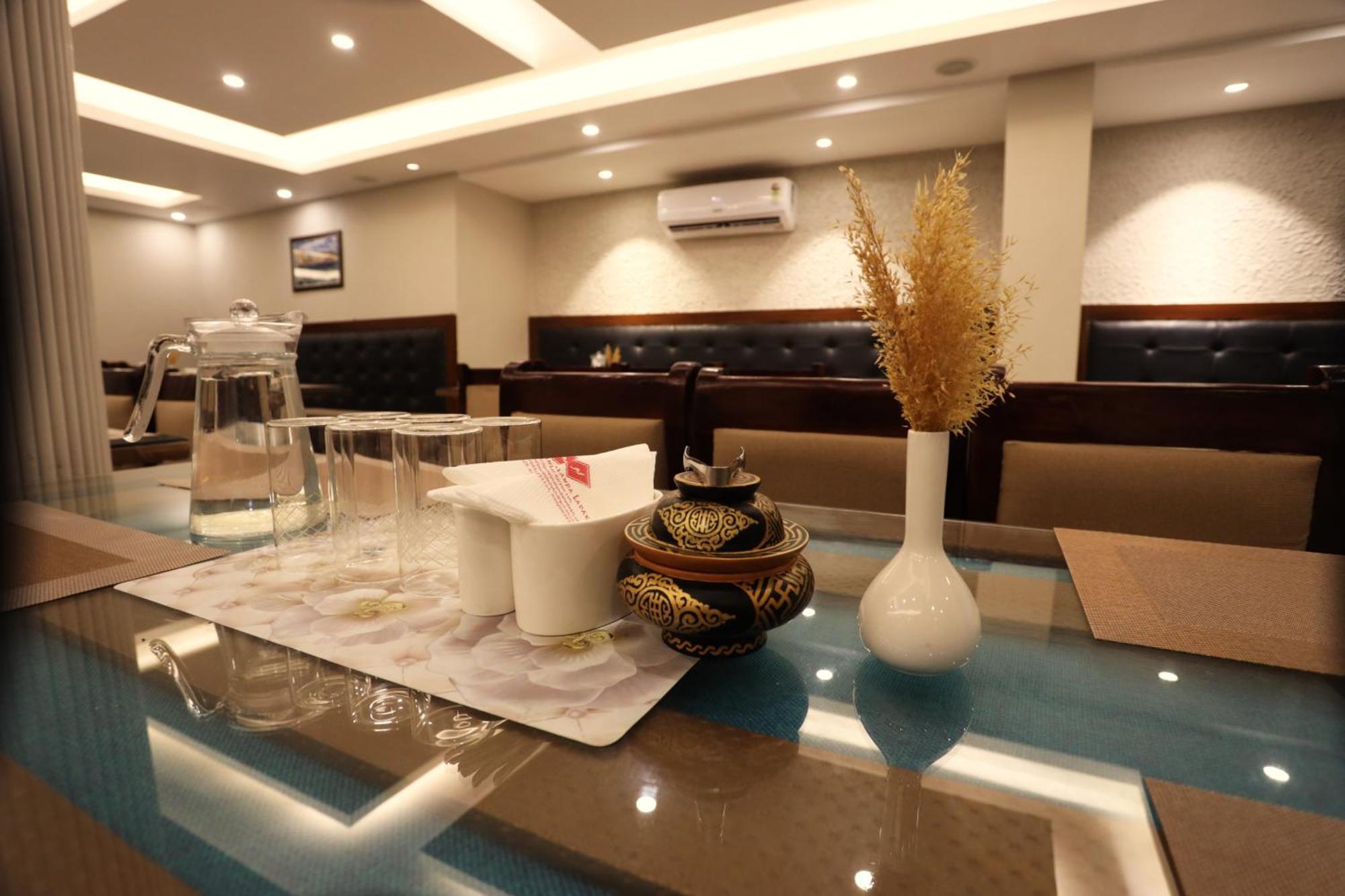 Hotel Nalanda Ladakh Leh Bagian luar foto