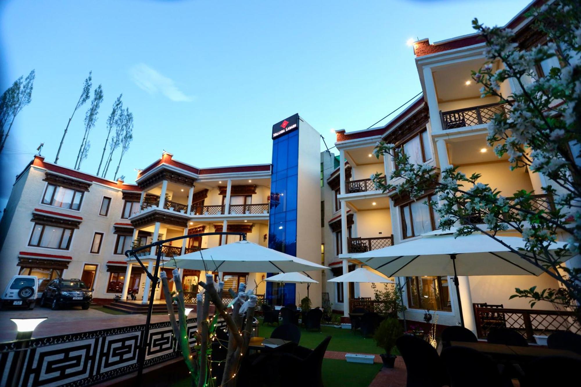 Hotel Nalanda Ladakh Leh Bagian luar foto