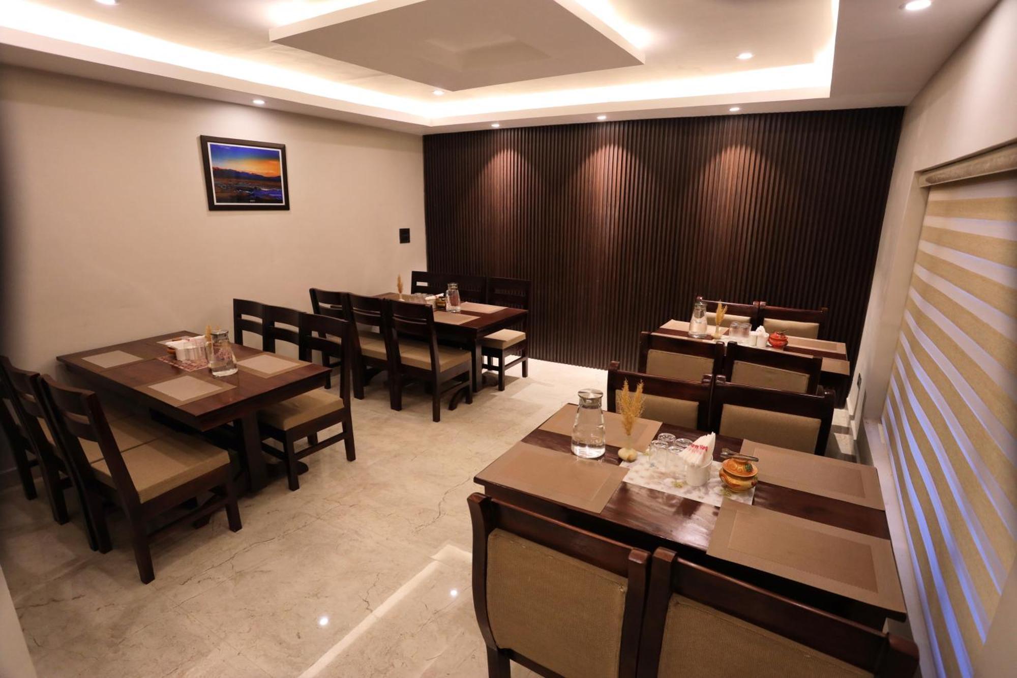Hotel Nalanda Ladakh Leh Bagian luar foto